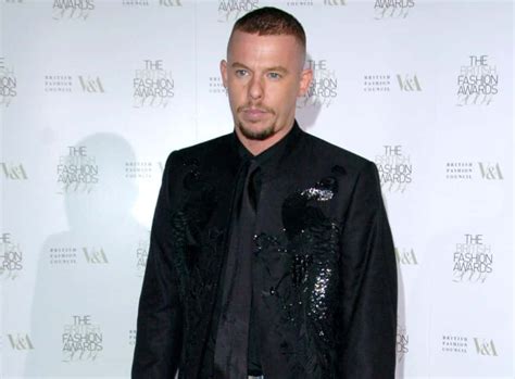 alexander mcqueen gucci|alexander mcqueen fact file.